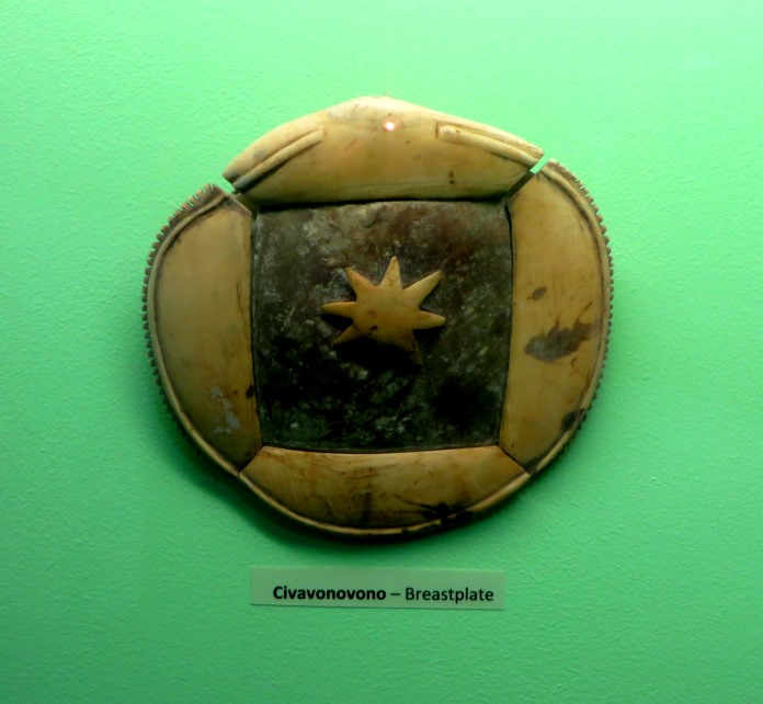 Civavonovono - Breastplate, Fiji Museum